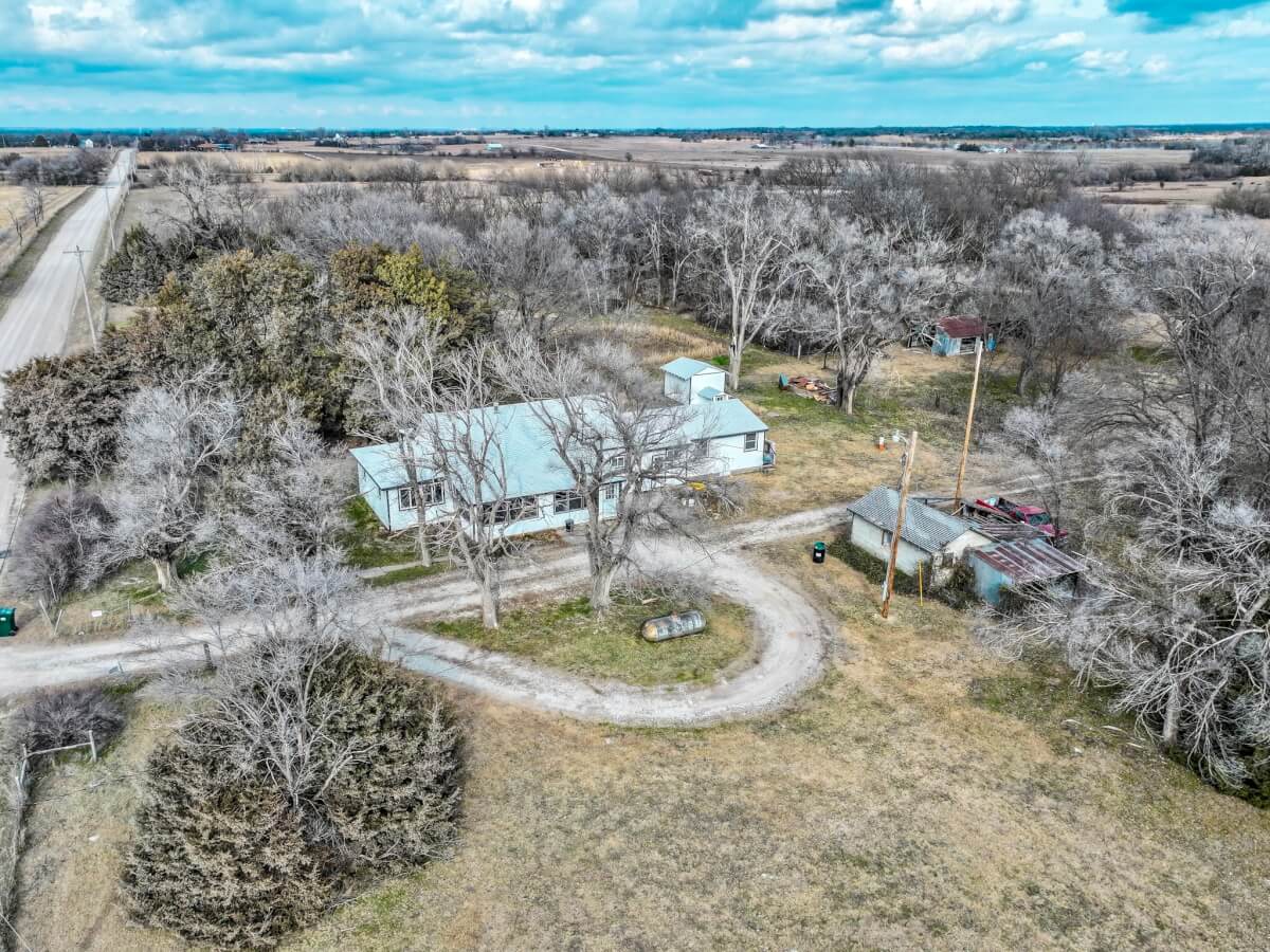 Online-Only Real Estate Auction: Country Retreat on 15+- Acres in Augusta, KS